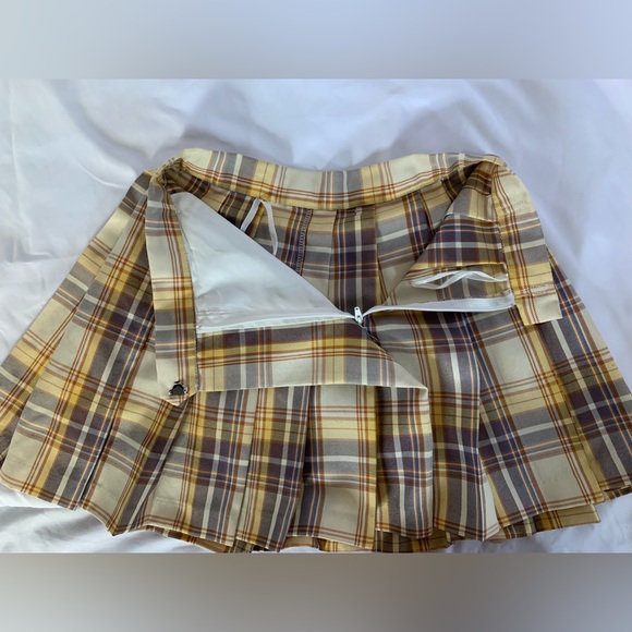 Vintage Skirt - Picture 3 of 5